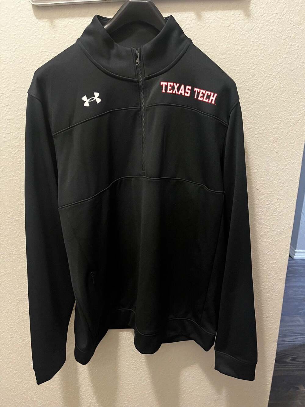 Under Armour Texas Tech Quarter Zip Pullover Mens L